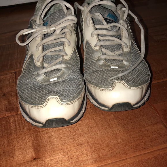 Nike Shocks running shoes - Picture 5 of 6